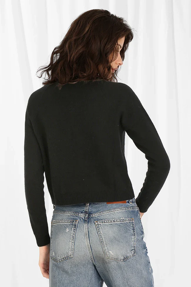 BLACK CASHMERE 9GG LONGSLEEVE SHRUNKEN SWEATER - Image 3