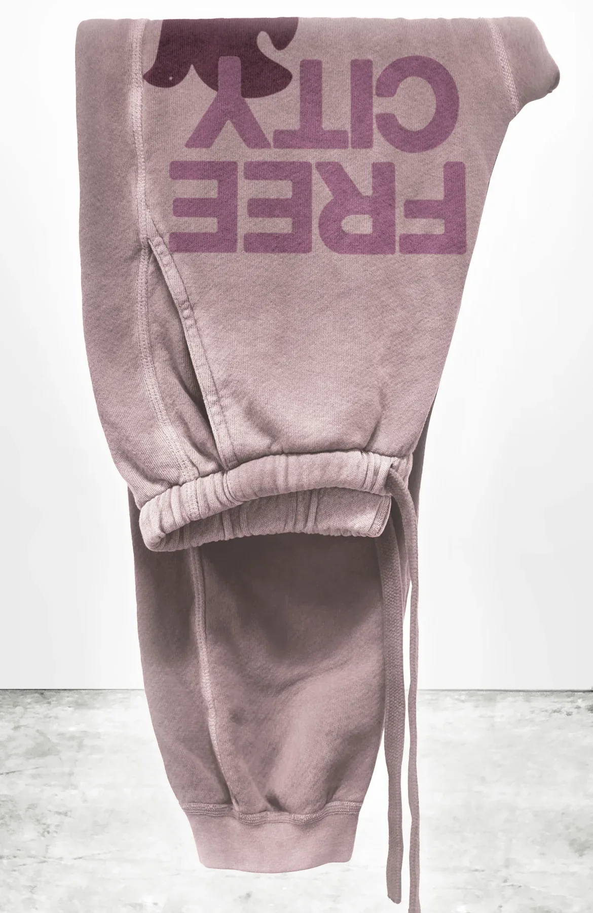 FREECITYLARGE SUNFADES POCKET SWEATPANT - BLUSH